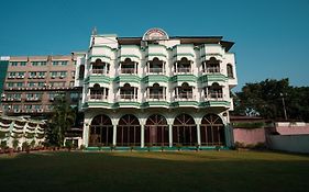 Hotel Girdhar Mahal
