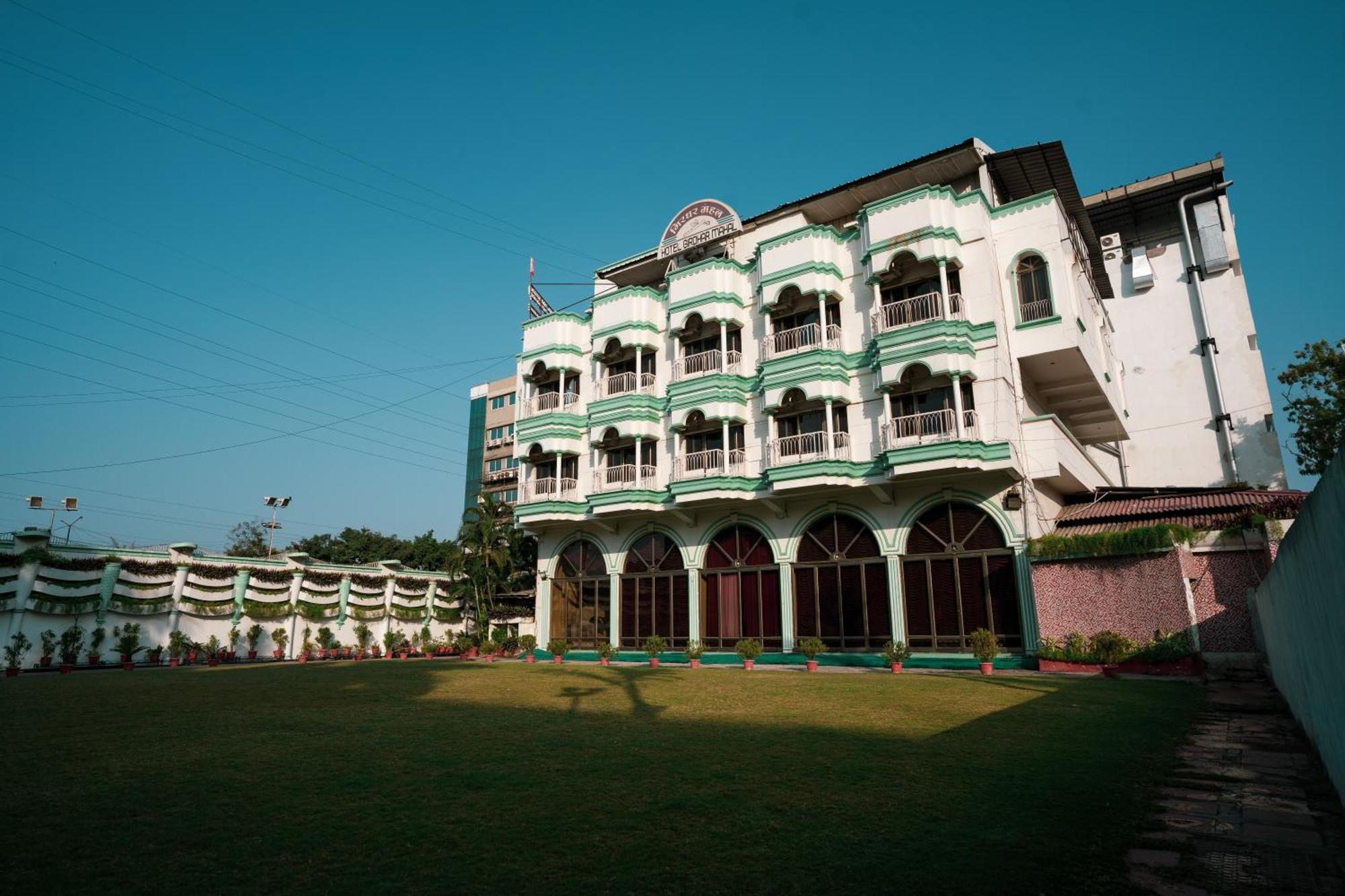 Hotel Girdhar Mahal Indore Exterior photo