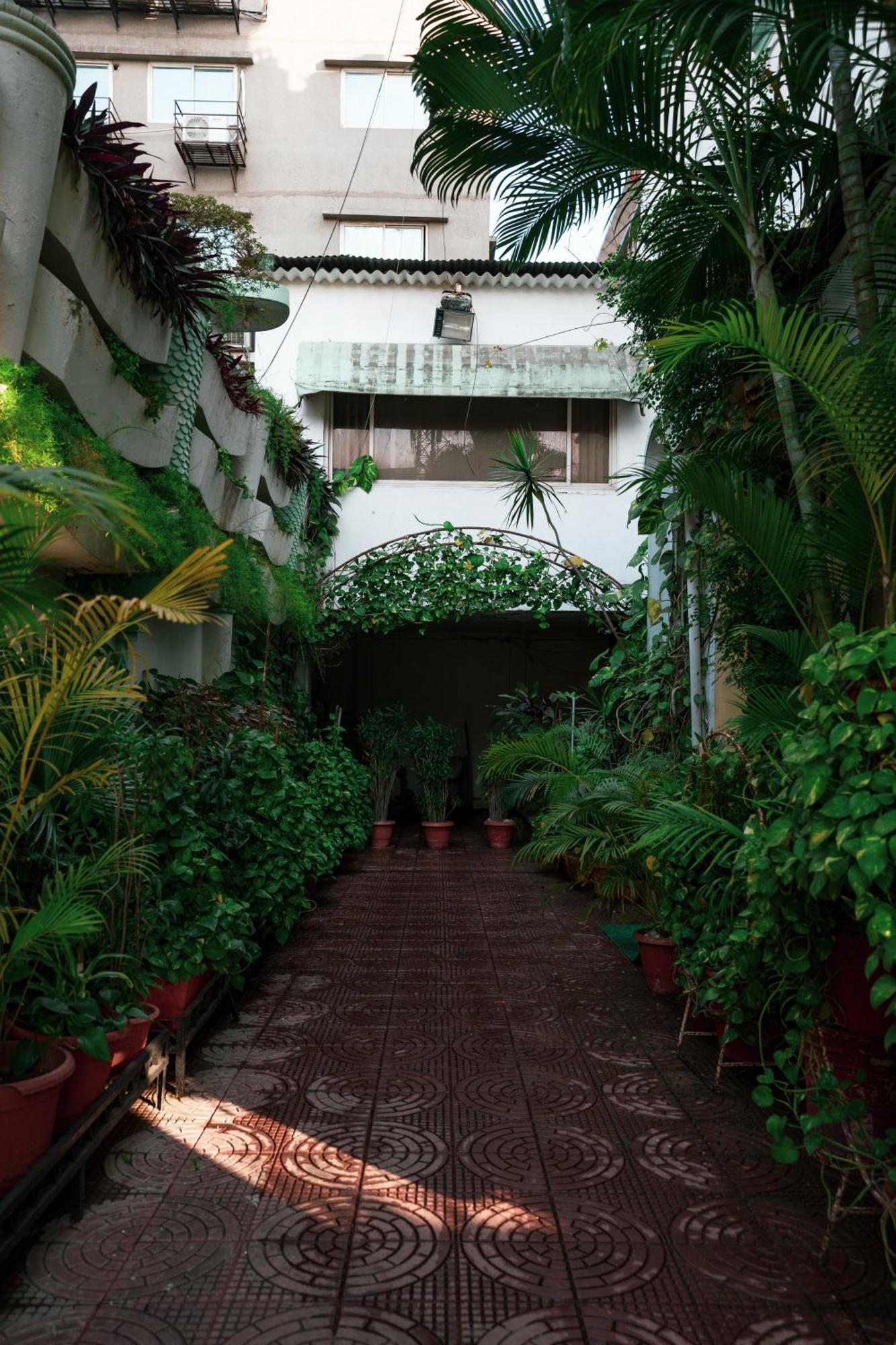 Hotel Girdhar Mahal Indore Exterior photo